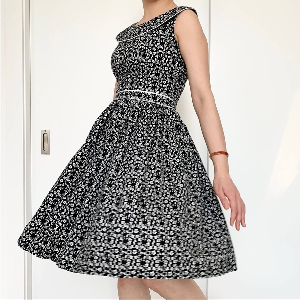 Lovely vintage Fit and Flare Dress